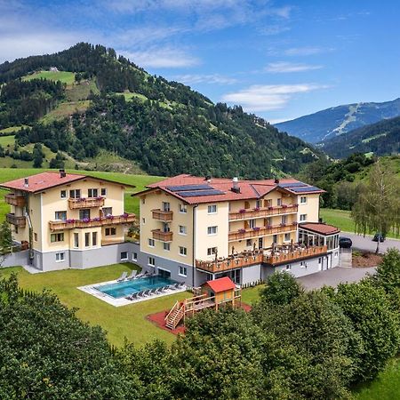 Отель Der Alpenblick Санкт-Йохан Экстерьер фото